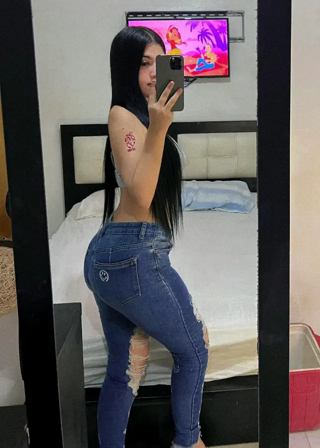 escort-media-6a0947a1-1d8d-42d7-a345-e8edf7898d48
