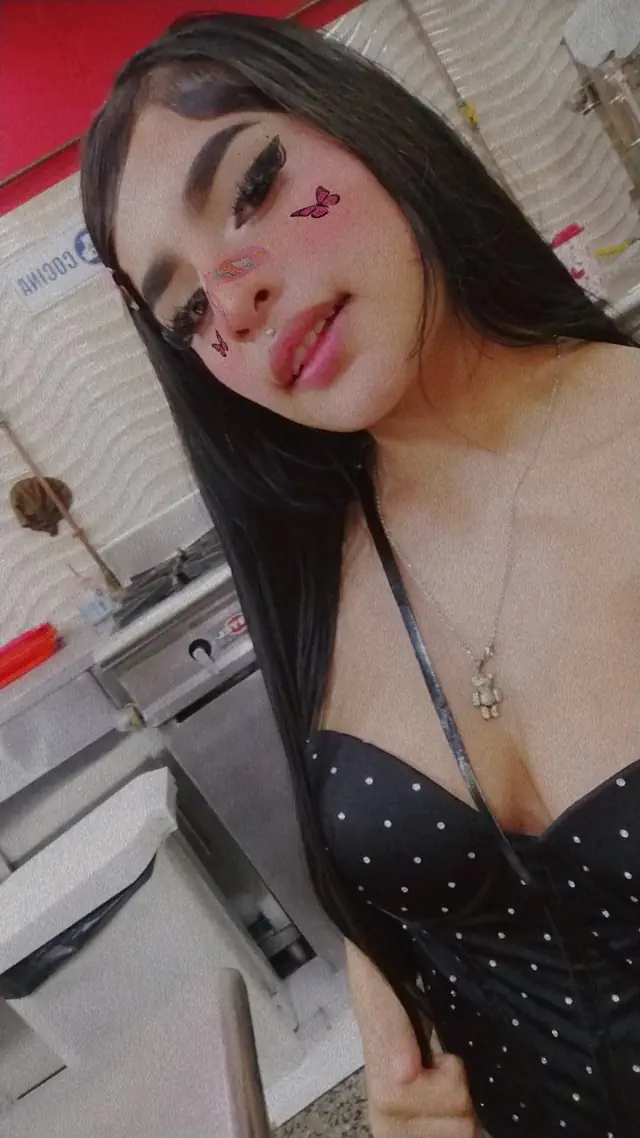 escort-media-6a6e6449-afe7-4f88-b8c7-85a96c095a75
