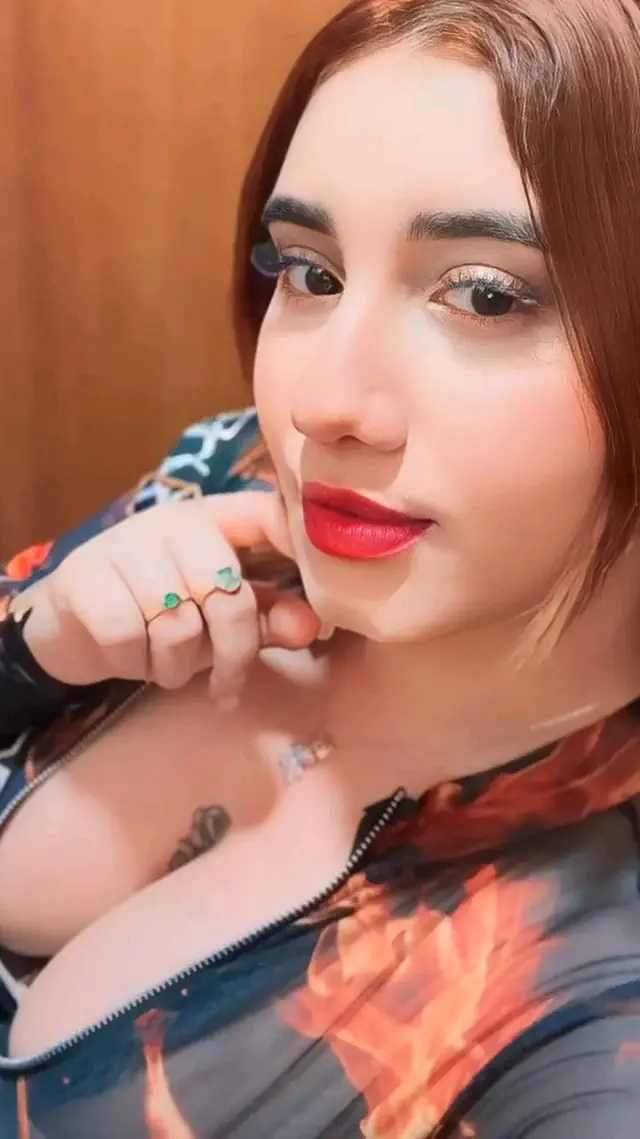 escort-media-6a7a847b-704c-4684-a026-fe98d175f283