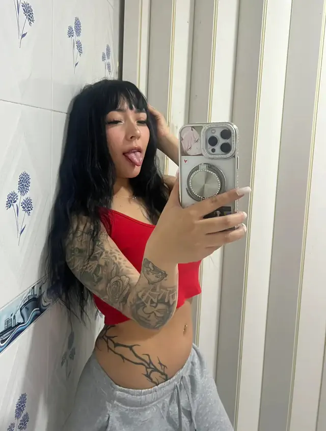 escort-media-6aea01b4-9d3a-43fa-b507-012196e9b9a5