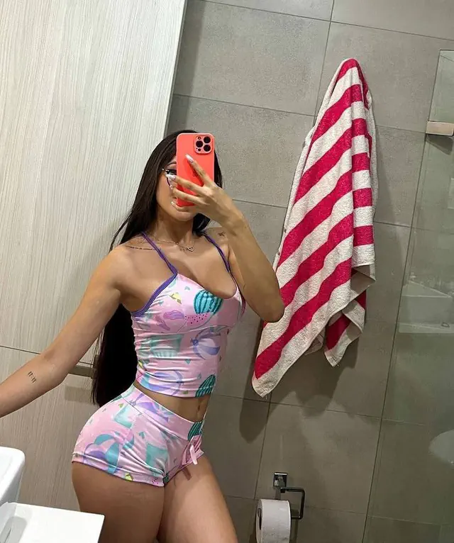 escort-media-6b39407e-542d-47b0-83d4-fd904f92a65c