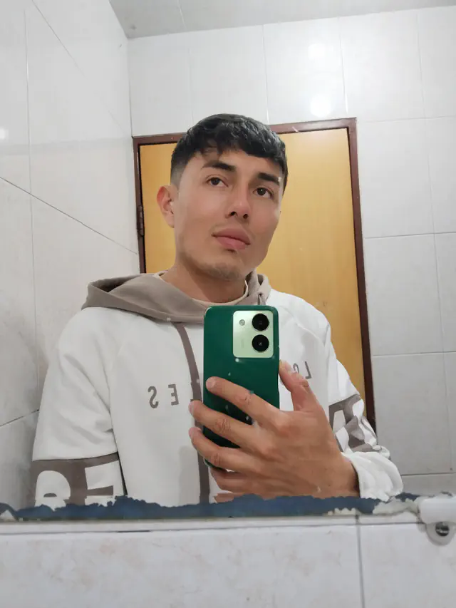 escort-media-6b81cd13-11df-4945-b8a9-3524475d0d5e