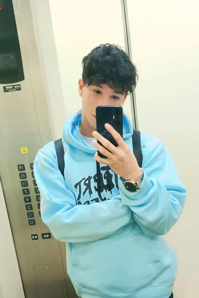 escort-media-6baf74dd-d671-4bc7-88c1-574d2de79e9c