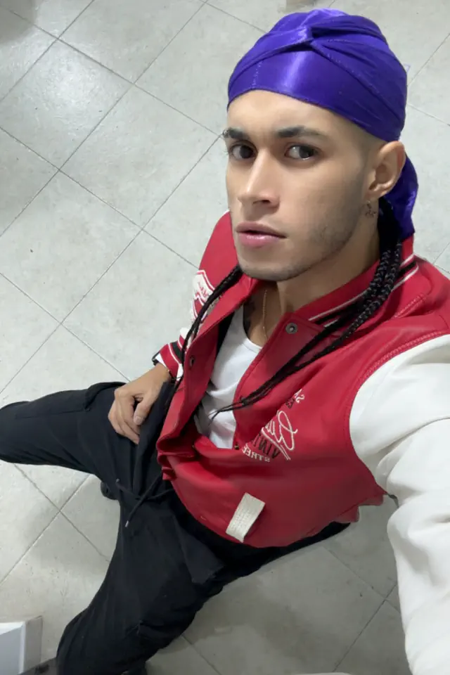 escort-media-6ce835f8-ede8-4bee-beb4-86f91cc351a3