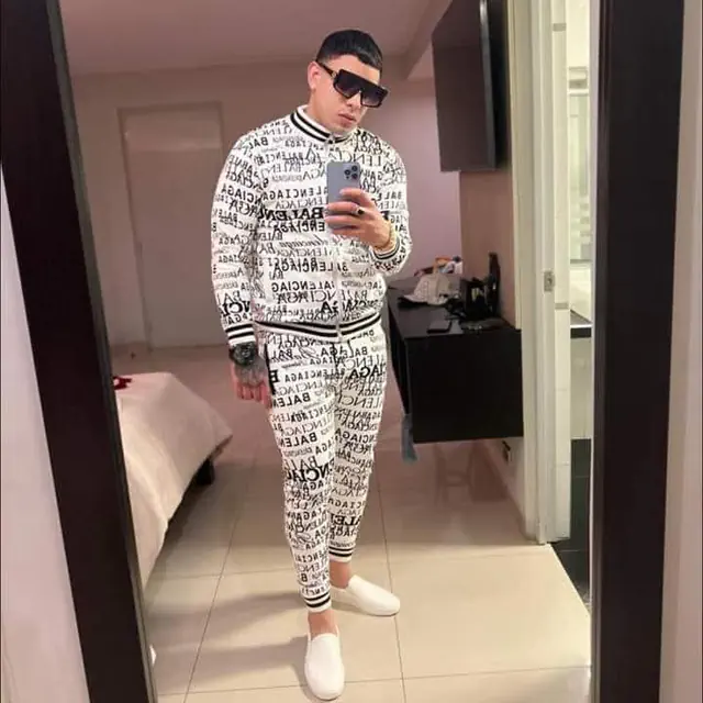 escort-media-6d037af7-ae2b-4224-8efc-34c7aba5b650