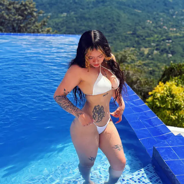 escort-media-6d11a009-2933-4c8e-9862-12b2870551c3