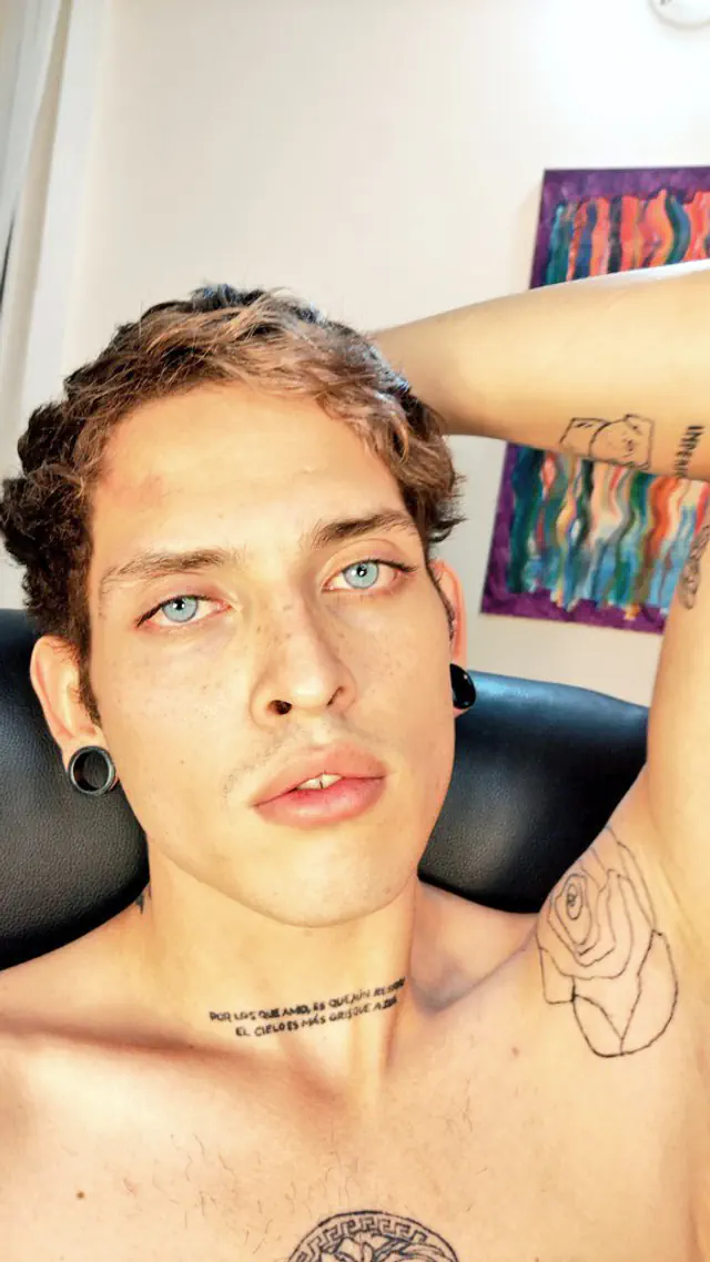 escort-media-6e087586-bfd2-4dba-8cab-12835dd9c700