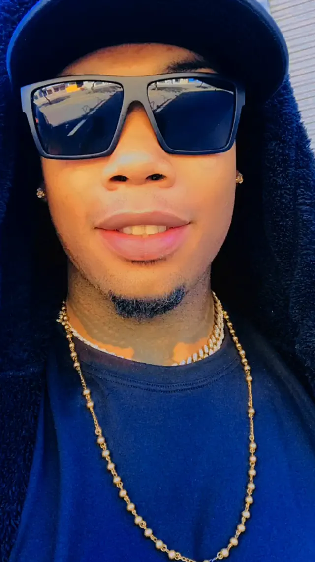 escort-media-6e75f4cf-d4c8-4be8-9187-e7ffcce7ba59