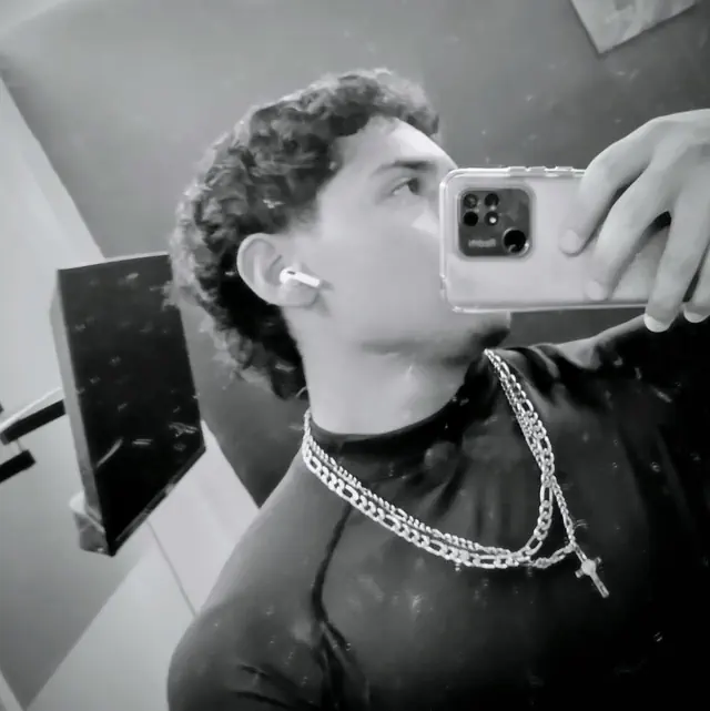 escort-media-6e7dd09f-b6cf-41b9-a979-4c044a514703