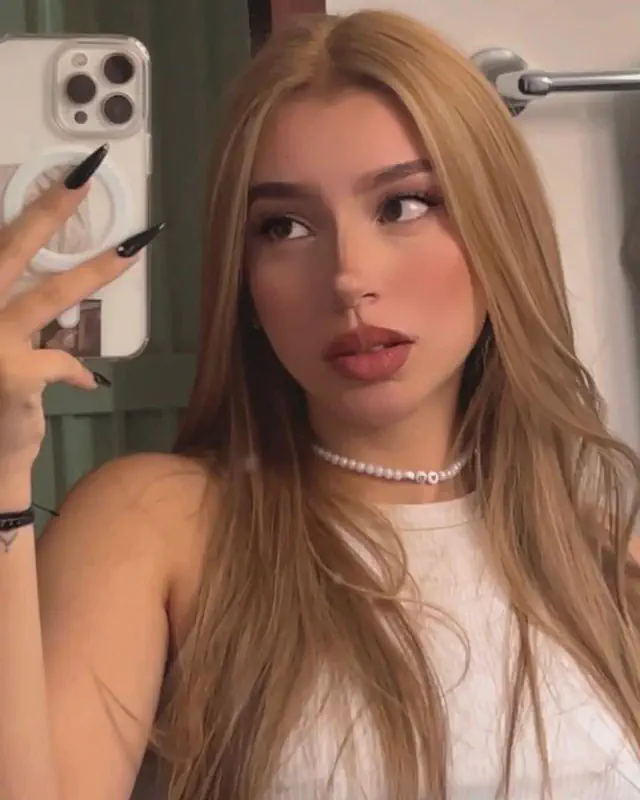 escort-media-7067529c-c28e-4bfb-8129-593d9a5e96d3