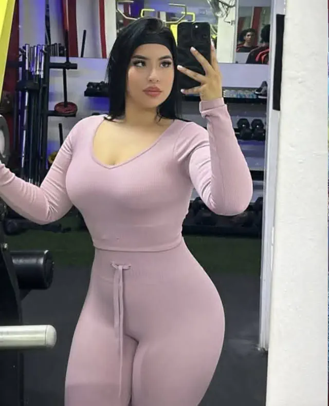 escort-media-70b56c36-88eb-4e32-b73a-614521a200d3