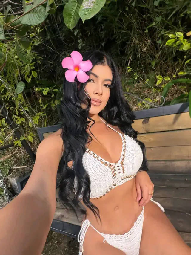 escort-media-70cd6418-d0e9-4438-ad5b-739db149c93b