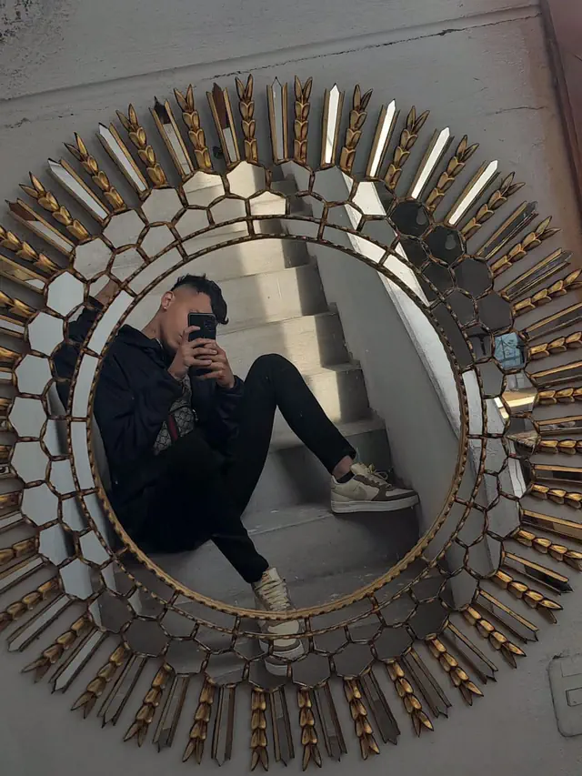 escort-media-71af70fd-9275-4a01-9667-bf09e54d2200