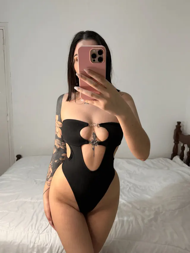 escort-media-72a19ee5-a05a-438a-8a77-8a0162fb2eb7