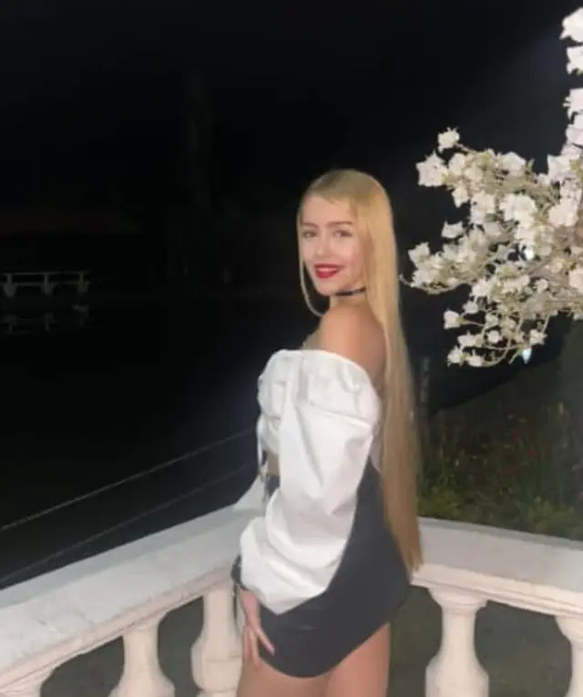 escort-media-72afa88f-64fa-46a5-9c7f-570e88d7e4e9