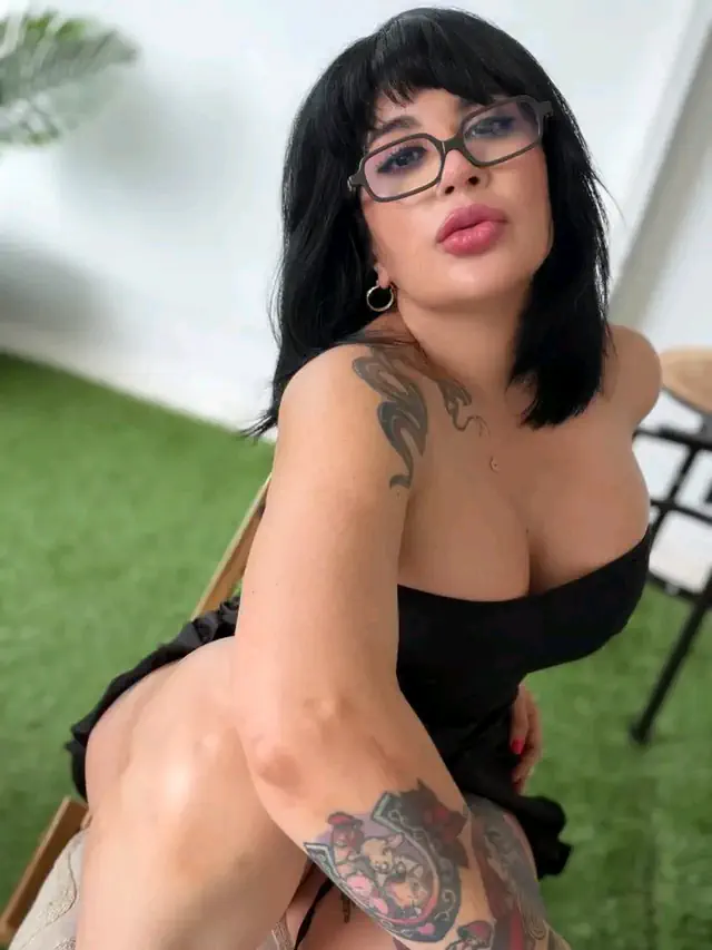 escort-media-731b4532-1508-4995-b5d6-3901b01a7196
