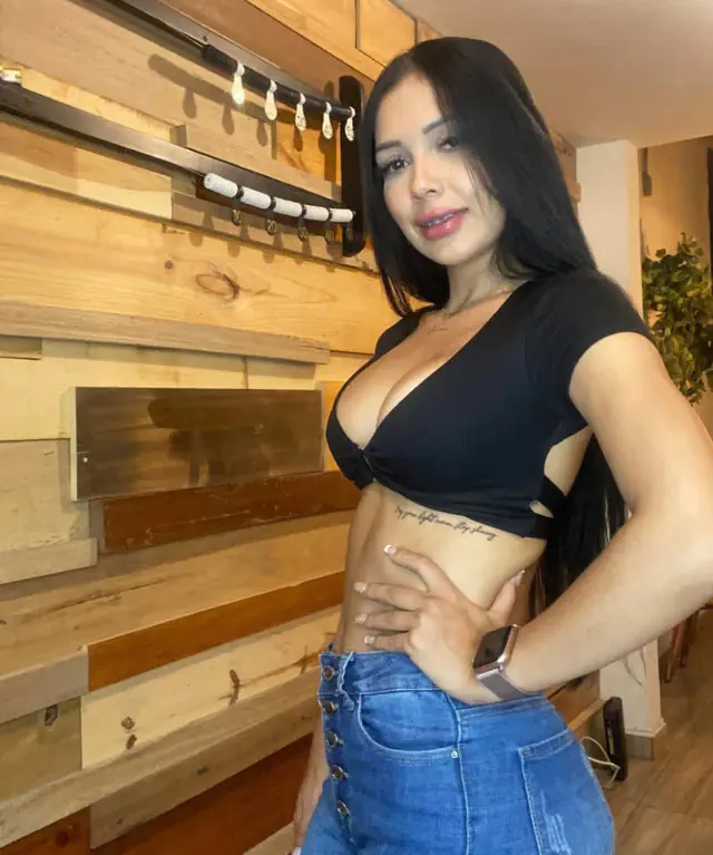 escort-media-73b079a0-d915-4b29-8642-8958546b7668
