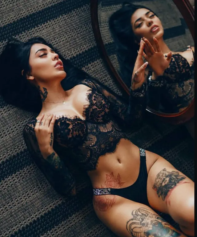 escort-media-73c0f215-f43f-497b-be62-1c30e6502ed5