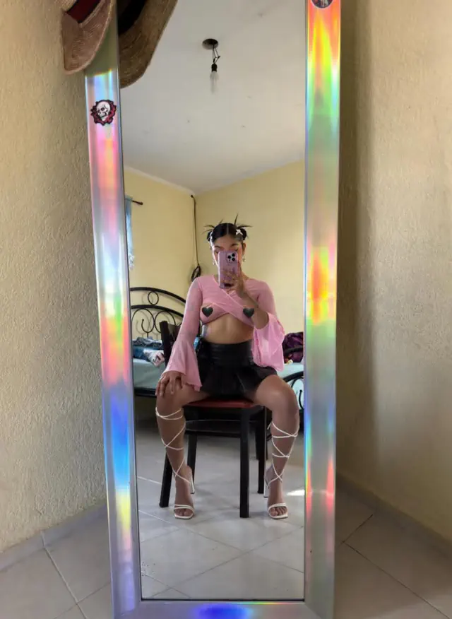 escort-media-742271f6-efe3-45e0-9f3f-6b898e565442