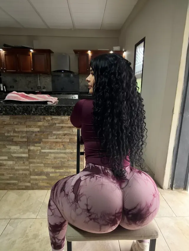 escort-media-743e8125-844d-4695-9977-ff89098d982e