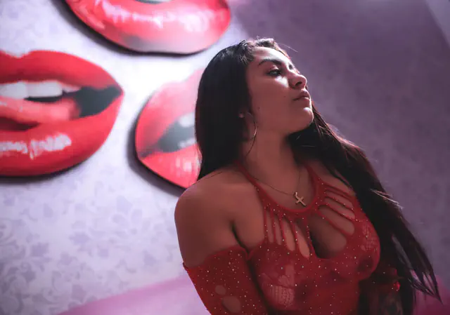 escort-media-75740a9b-86a9-4ef5-b335-d977e50d7000