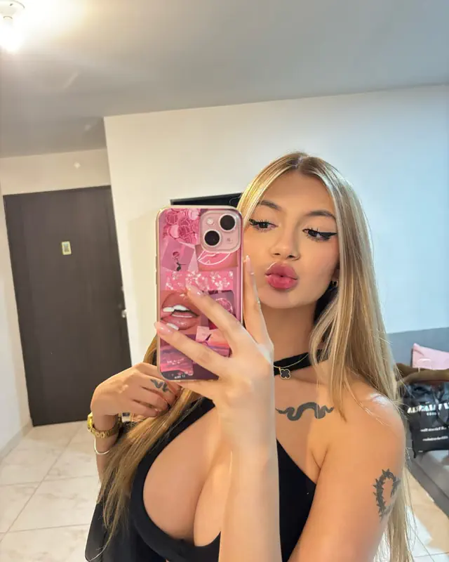 escort-media-76315485-c81e-4c57-93f9-18327fa769f8