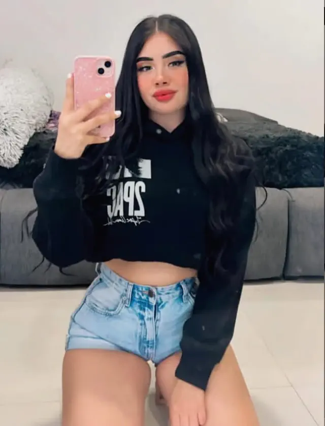 escort-media-767fdec9-23bd-434d-b572-b065c3f5ee0e