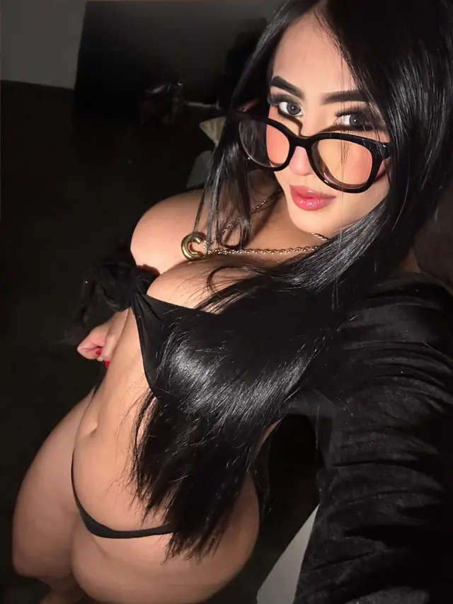 escort-media-771cfc27-d196-46c2-927e-acdbc5a5da01
