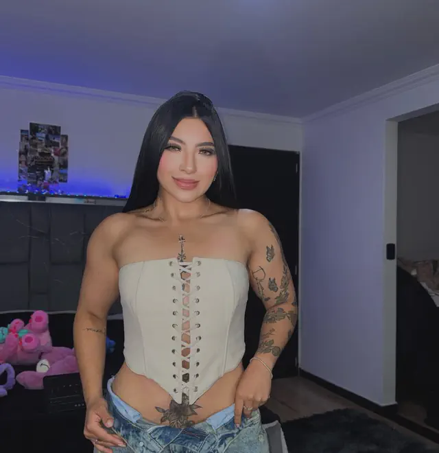 escort-media-776020b3-6e93-4ab2-b231-91c332c99f40