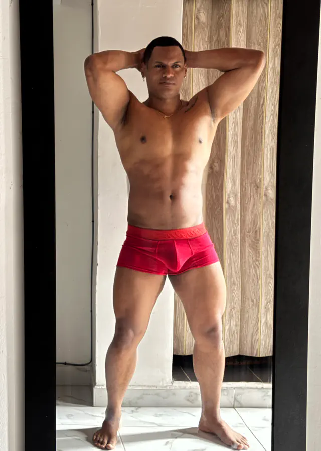 escort-media-7781ae4d-d9e8-4577-b50e-4d6815ebbf5a