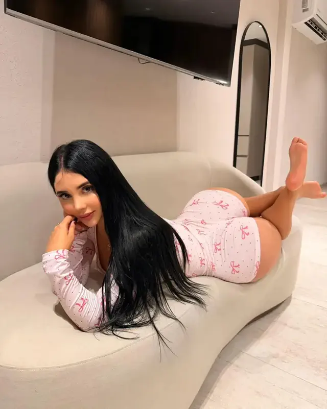 escort-media-77f87599-025f-4d2a-9f79-8d905f02eb01
