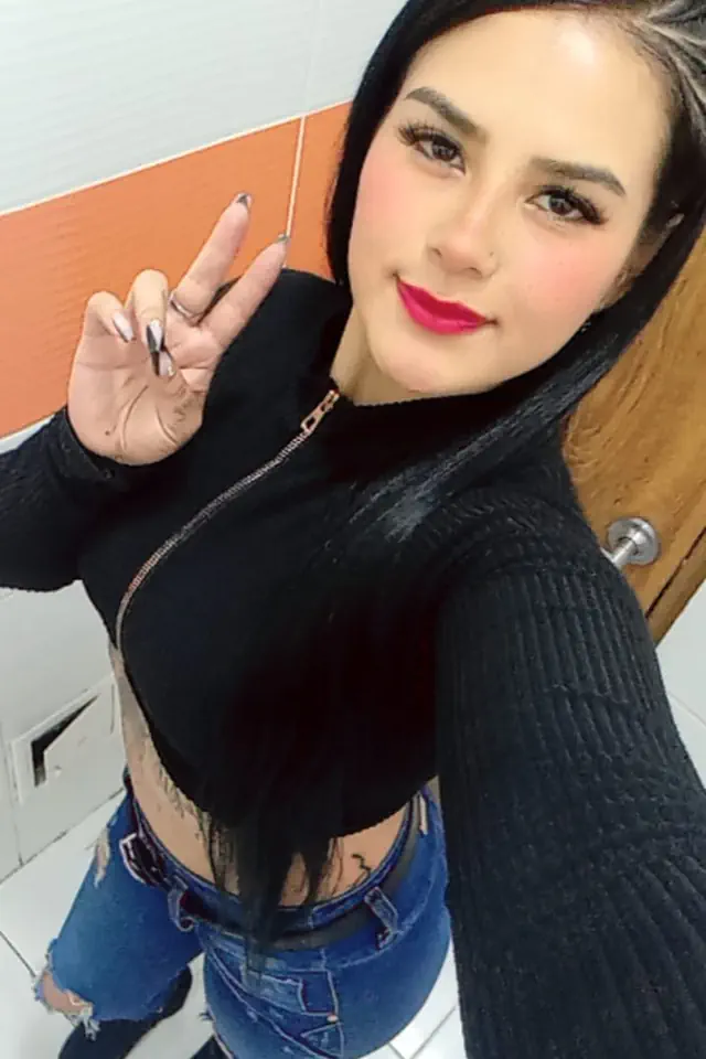 escort-media-77f893cb-4eb0-46d2-92be-546ad7f46958