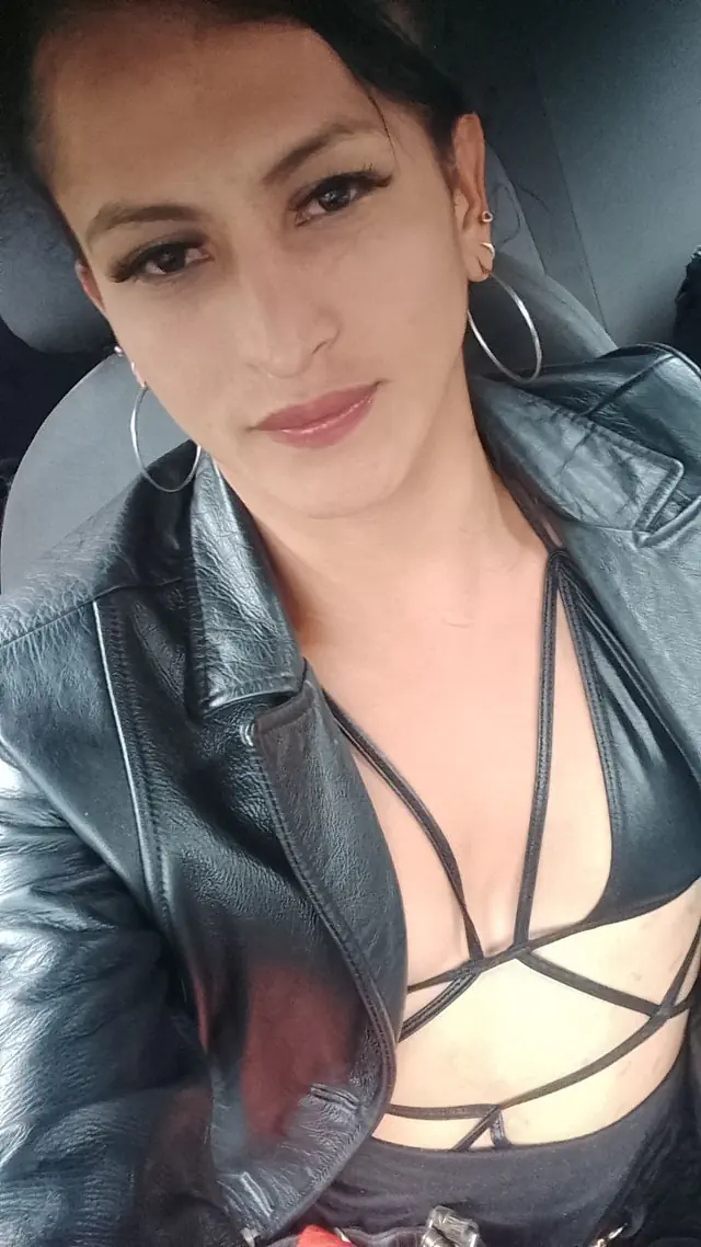 escort-media-78fbd7a1-a704-4de3-c85d-3631ab797c00