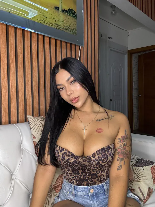 escort-media-794eafaa-2fd4-4b37-bde5-83265877562c