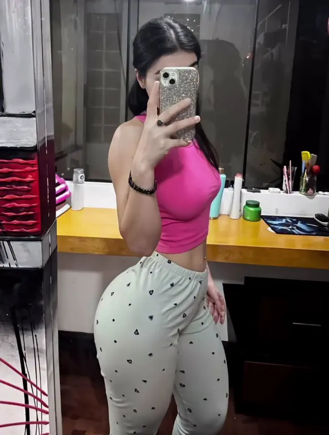 escort-media-7954fa6d-f783-400f-b319-5efc586a8f87