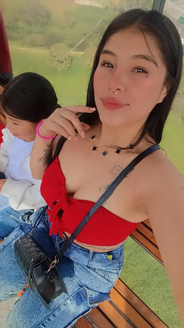 escort-media-7989dccc-569c-47d7-bef4-0e6d224a90ed