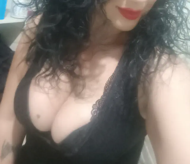escort-media-79b0d693-b51a-40f2-a788-d42e47b15d00