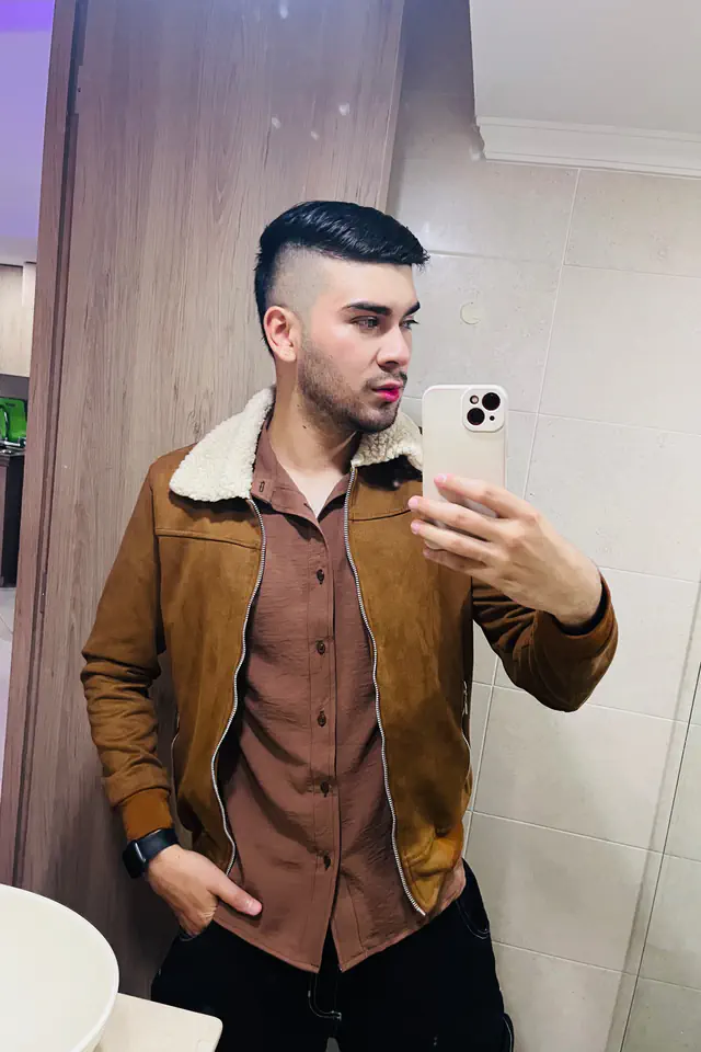 escort-media-7b8c2897-31ea-4a14-85c4-06203247b6c0