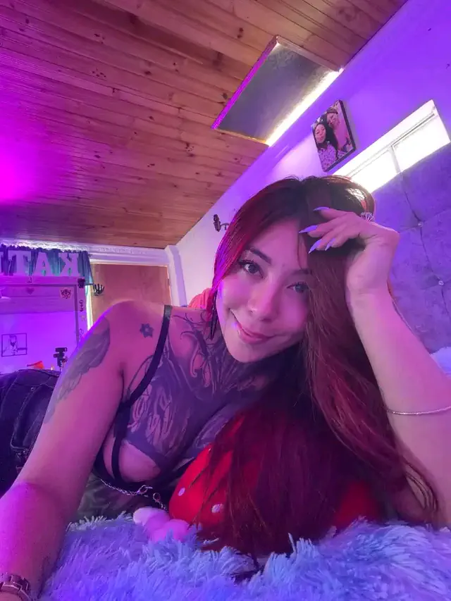 escort-media-7bce8772-54d6-4c23-a870-c2c406ecd57a