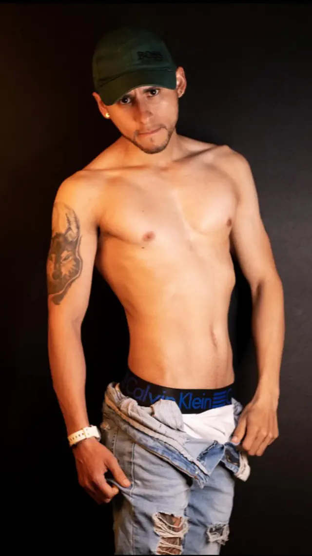 escort-media-7c764445-be2d-4f5a-bdff-8aac421c77c0