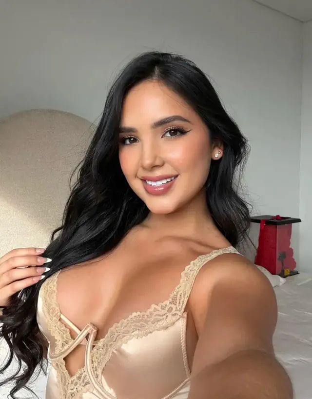 escort-media-7d0caa68-1a2f-45a9-998a-daca74894349