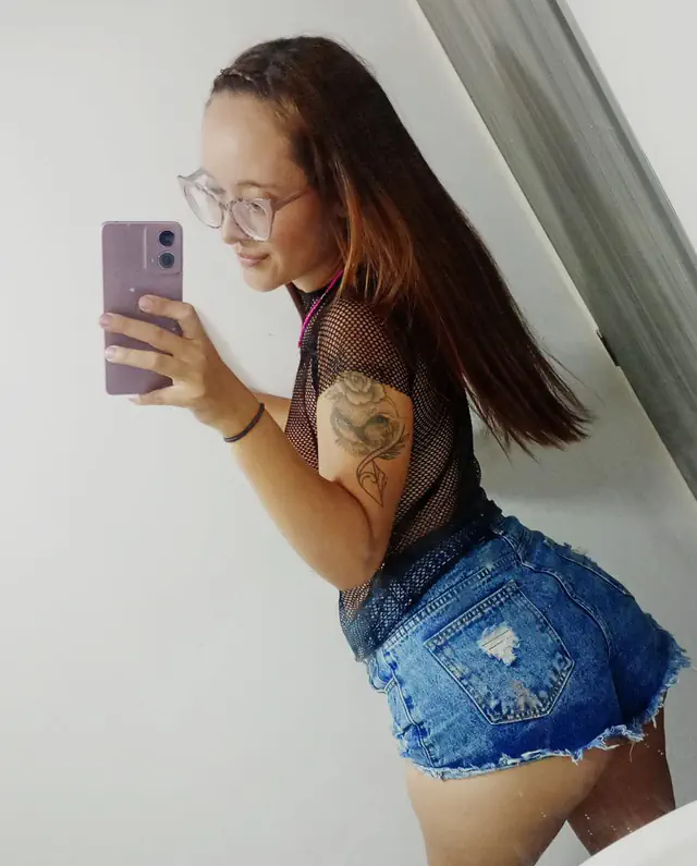 escort-media-7d16c487-9176-4657-8386-568c03577561