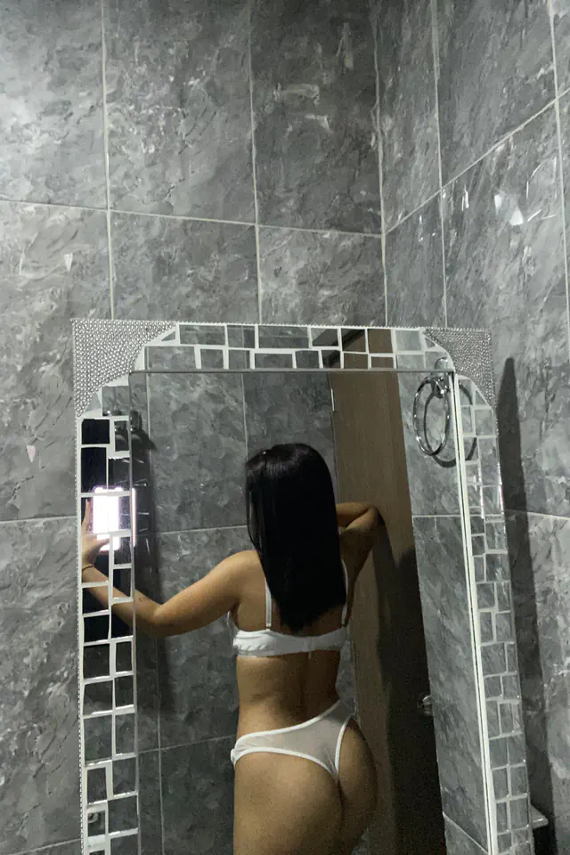 escort-media-7d1fa100-d3e9-4212-b9a7-bb176b9c4789