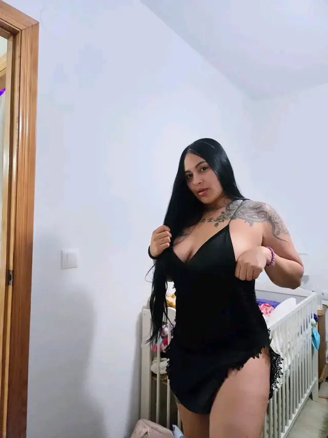 escort-media-7dee94e0-fb02-4876-bdda-fd051d6aa151