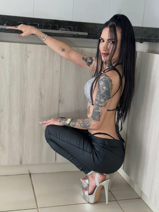 escort-media-7efa510a-a726-473c-b459-c92b6da5d559