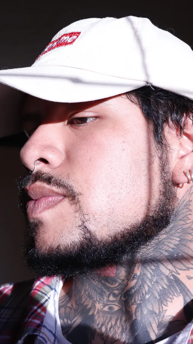 escort-media-7f2eaa6b-dce4-40a9-d7d6-f61d59434500