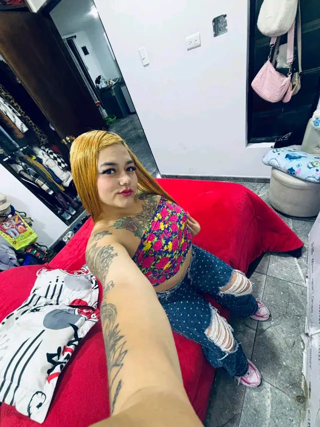 escort-media-7f5a20e0-b2fd-4212-96e3-66777cd29c5c
