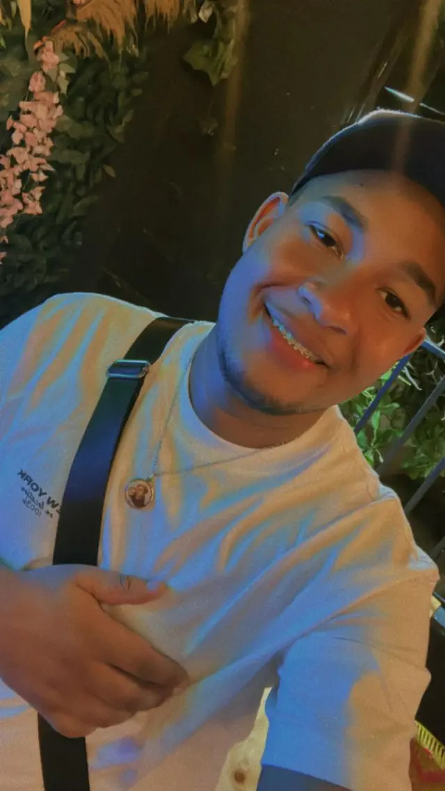 escort-media-7fb20766-89e7-43d7-a87d-13a63c5dea65