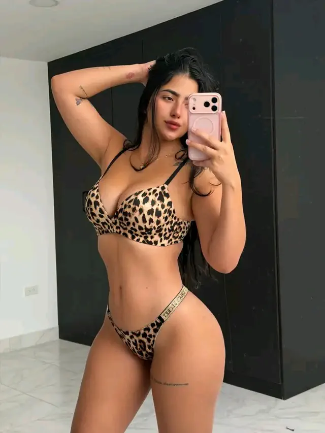 escort-media-7fbdc3ad-add0-4052-898c-ce10d9d86b3f