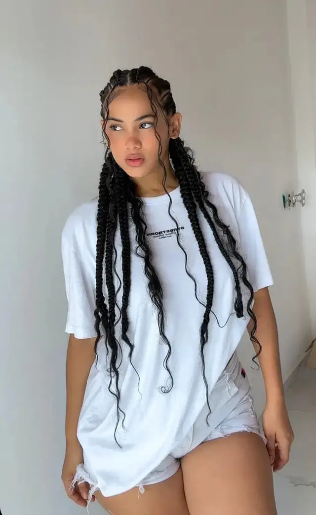 escort-media-8001eea4-344d-4296-869d-8ea3b9f262c8